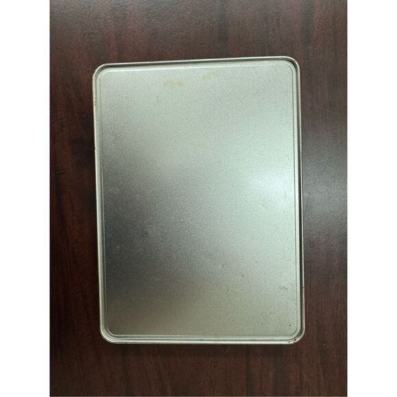 Winchester Tin Container - Picture 2 of 7